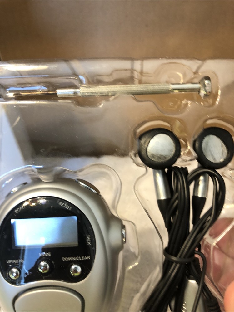 NexXtech talking calorie counting pedometer with FM radio