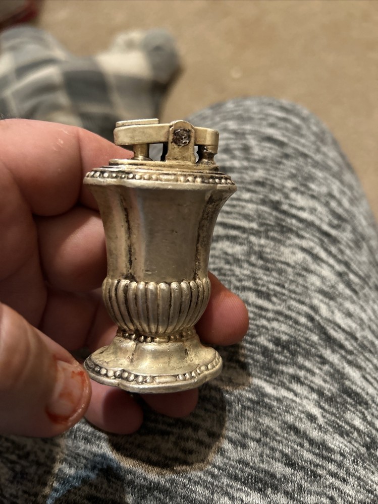 Vintage c.1930s Ronson Mayfair Silver Plated Table Lighter