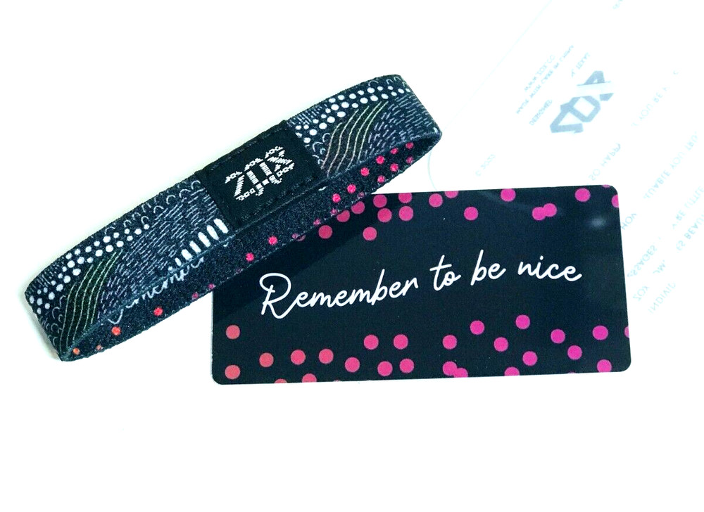 ZOX **REMEMBER TO BE NICE** Silver Single Medium Wristband w/Card NIP