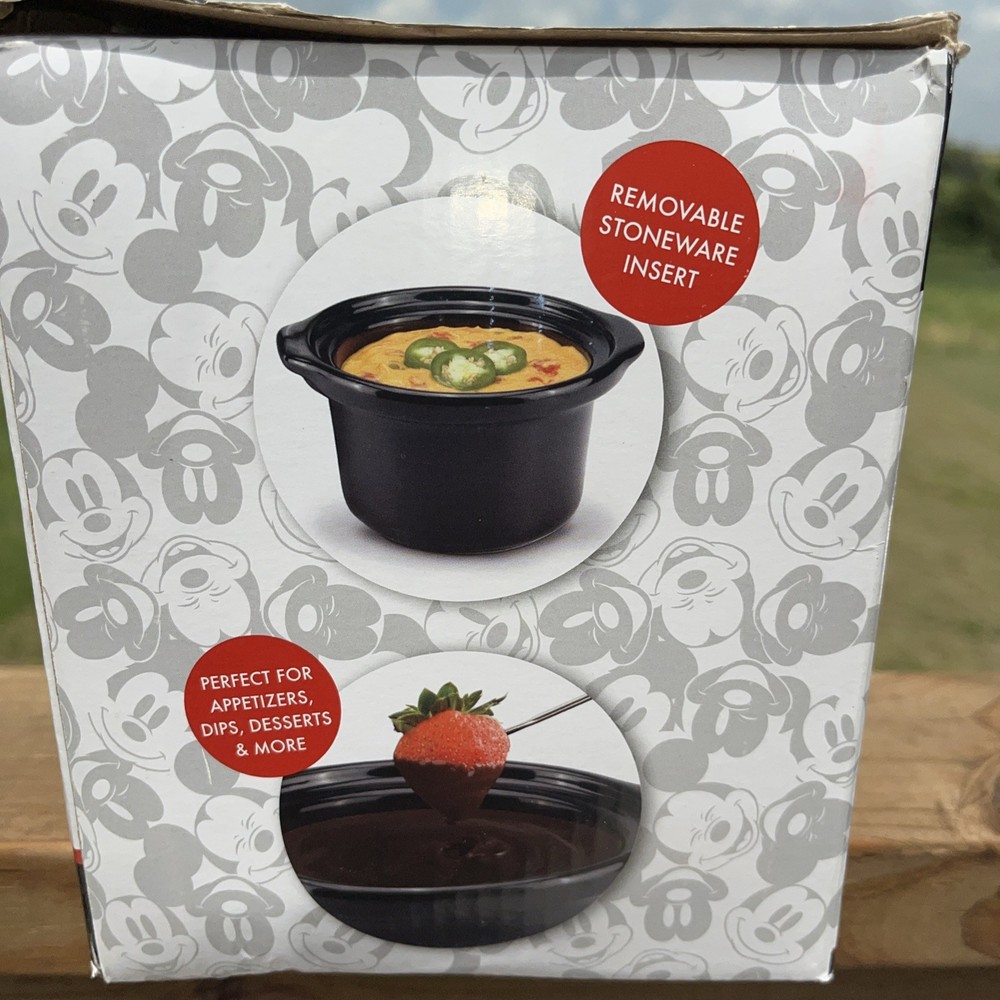 Disney Mickey Mouse Mini Crock Pot .65 Quart Slow Cooker Removable Stoneware