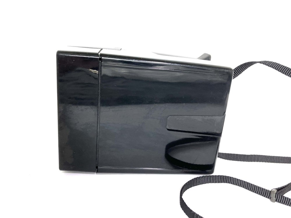 VTG Polaroid SX-70 Pronto! Land Camera With Strap UNTESTED