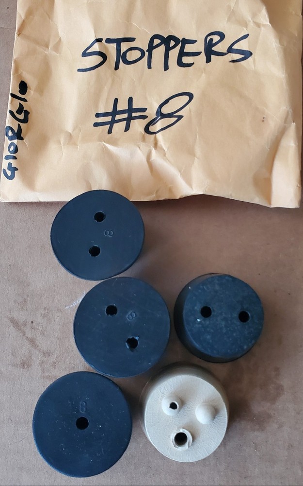 Rubber Stoppers Assorted Sizes (0#-9#). c.a. 190 Stoppers, see description