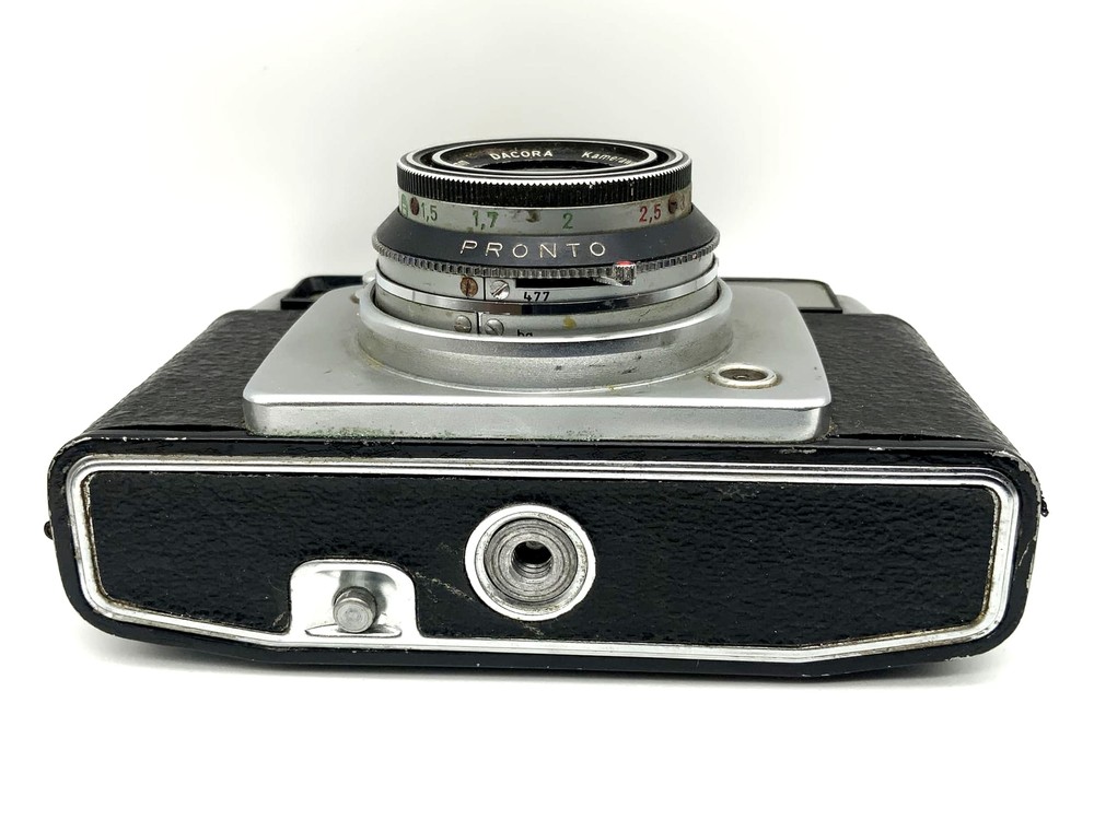 Dacora Dignette Viewfinder Camera With Dignar 1:2.8/45Mm Analog Camera