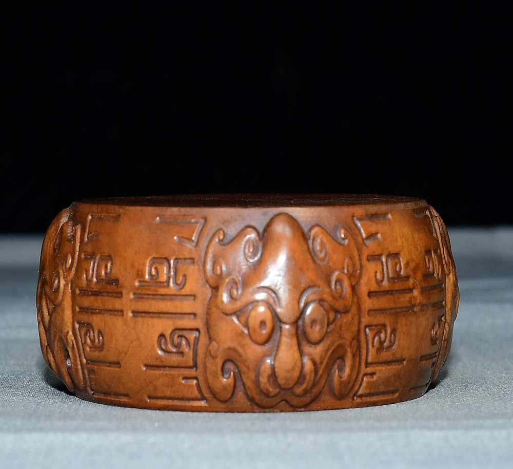 Exquisite Small Leaf Boxwood Base Ornament