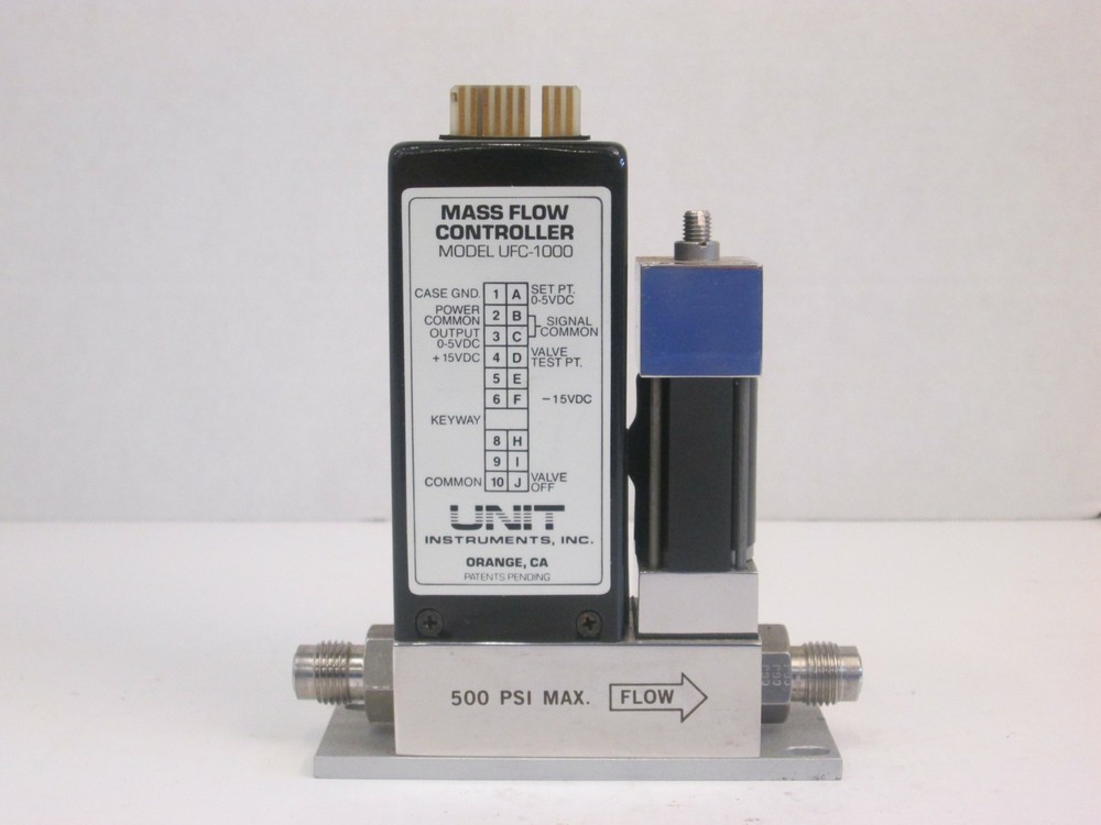 Unit UFC-1000, MFC, Mass Flow Controller, 5% PH3/N2, 1 SLM, Used