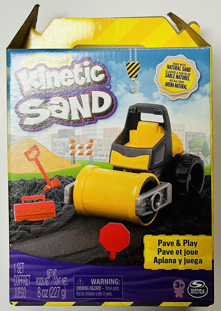 Kinetic Sand, Pave & Play Construction Set Vehicle & 8oz sand. Minor pkg damage