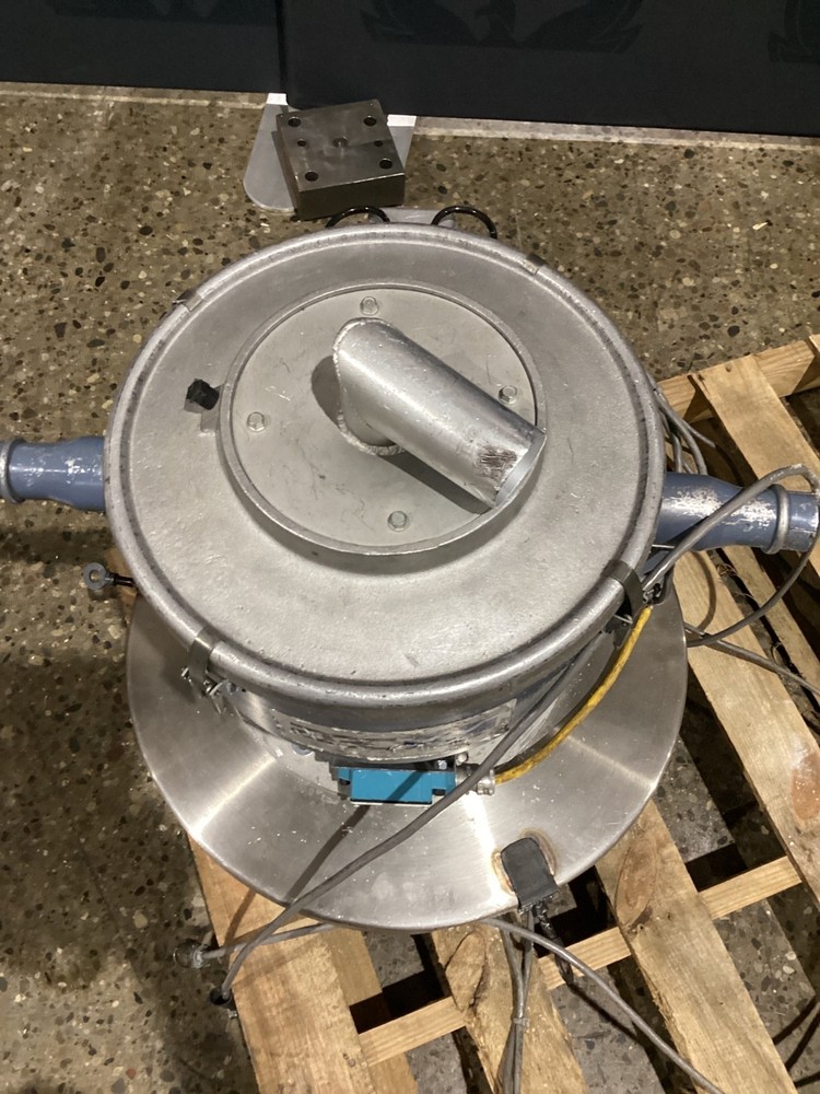 AEC WHITLOCK PVH-071G VACUUM HOPPER LOADER USED