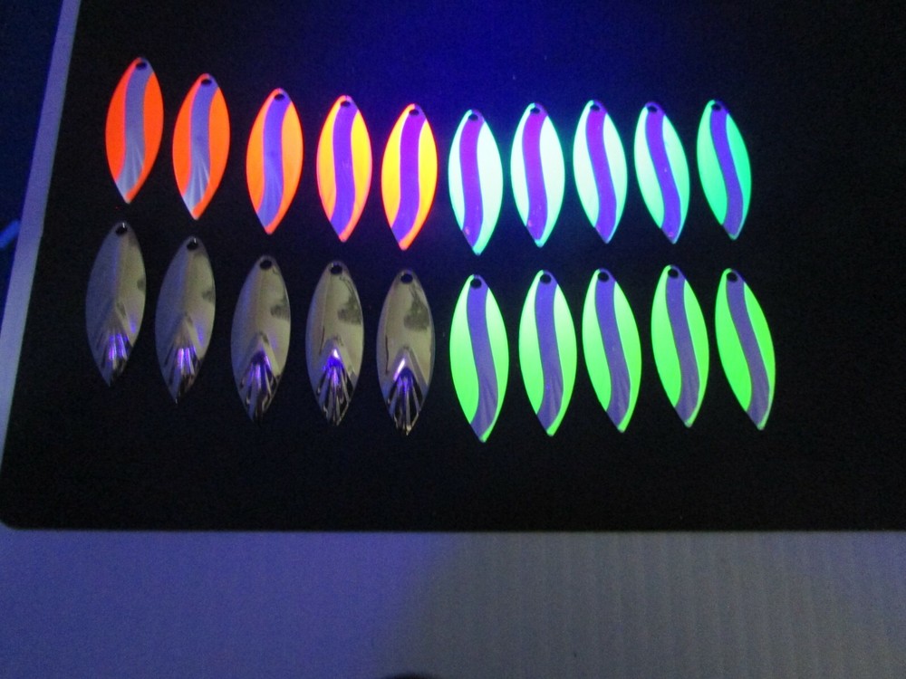 20 Pc. Custom Florescent UV / Willow Leaf / Spinner Blades 4 cm / 1½"