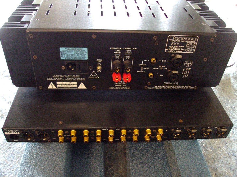 Bryston BP 20 Preamp + 3B ST Power Amp Excellent