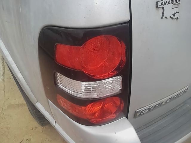 EXPLORER 2010 Fuse Box Cabin 6585