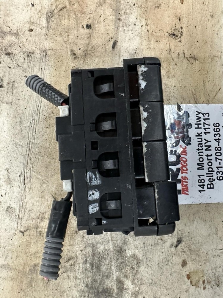 FREIGHTLINER CASCADIA DASH SWITCH PANEL A06 60973 000