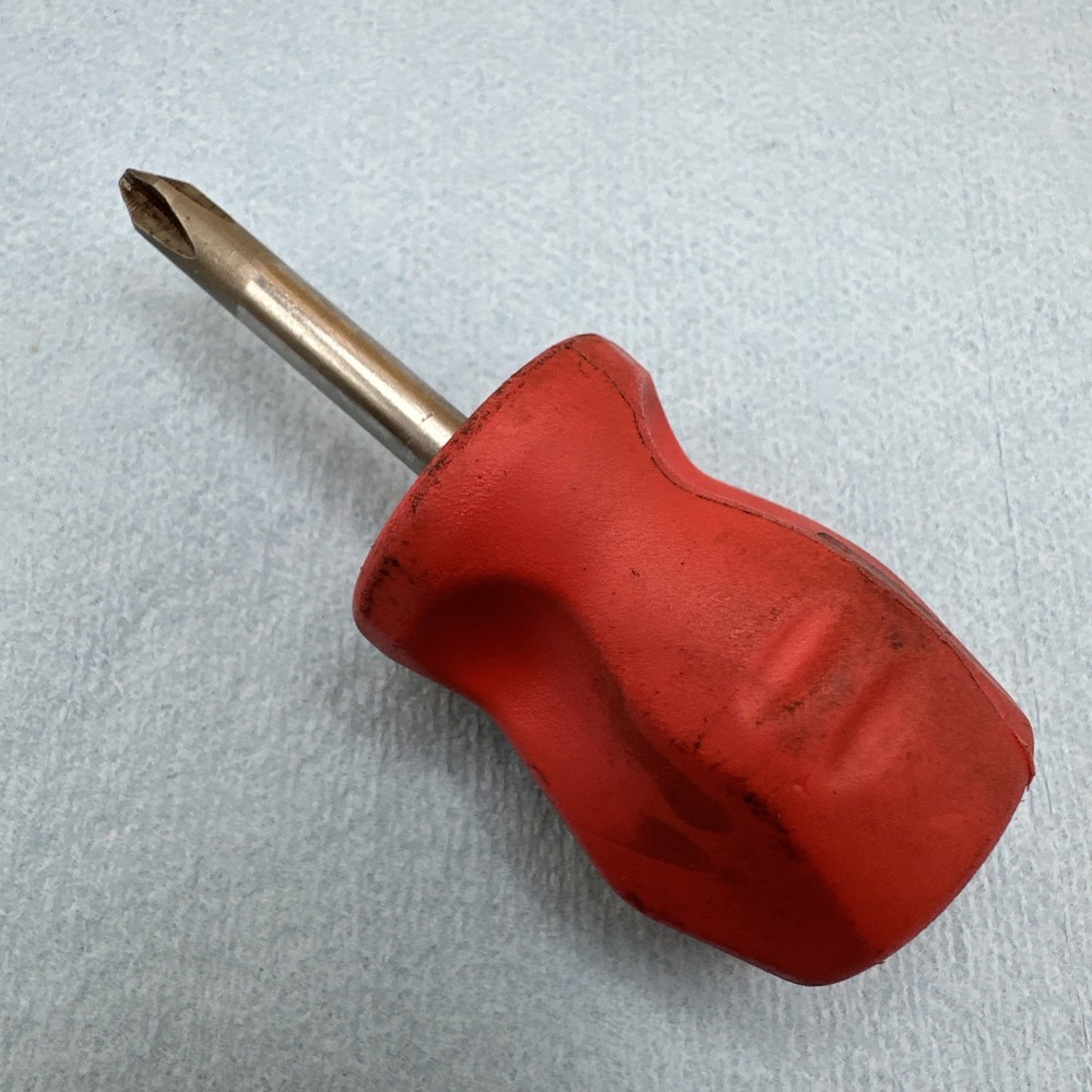 Snap-on Tools Phillips # 2 Hard Handle Screwdriver SHDP22IR USA