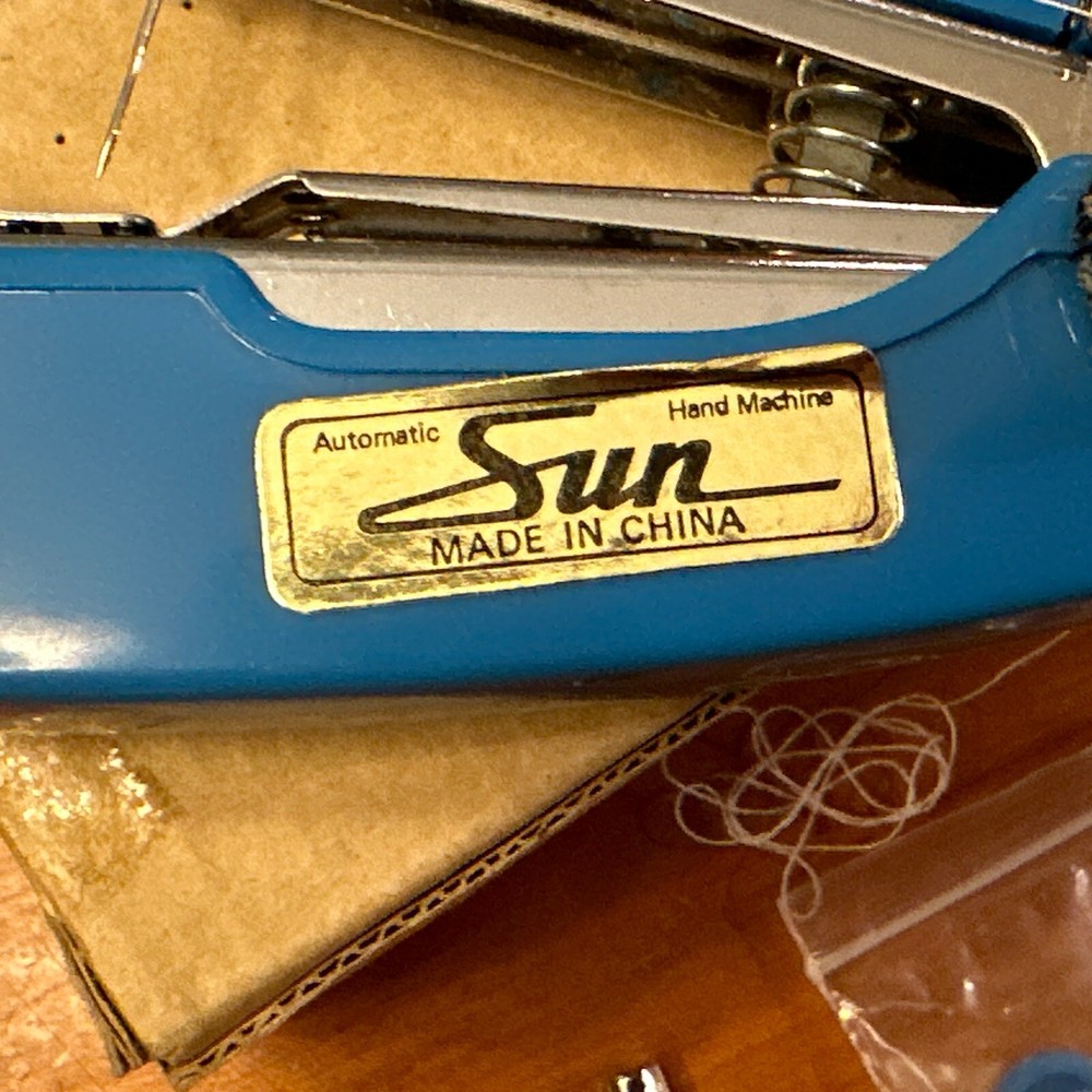 Blue - Automatic Sun - Hand held Automatic Sewing Machine - Vintage Item.