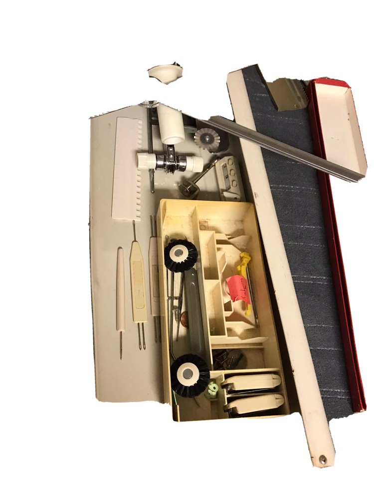 Vintage knitting machine Studio 