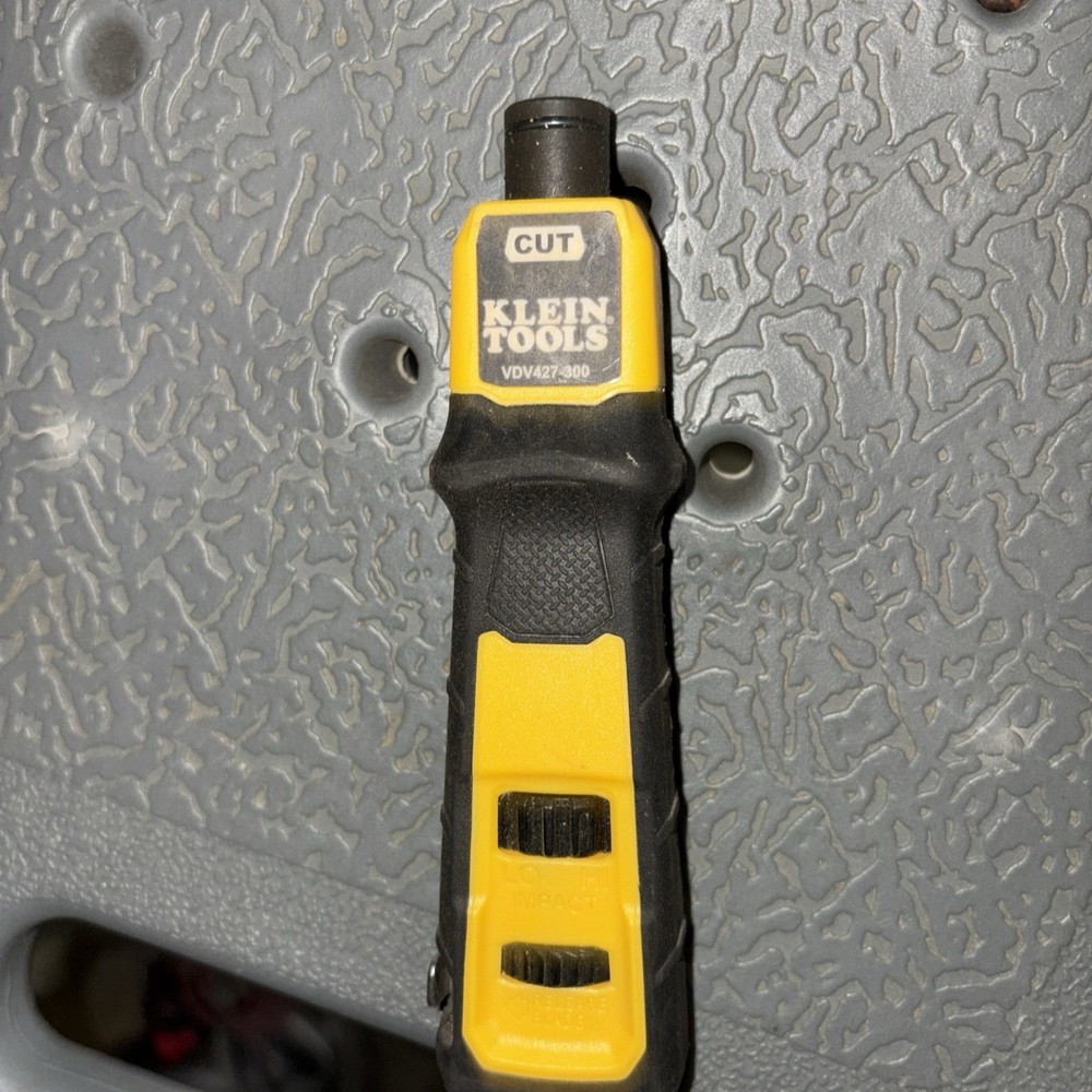 Klein Tools VDV427-300 Impact Punchdown Tool, Does Not Have Punch Lead.