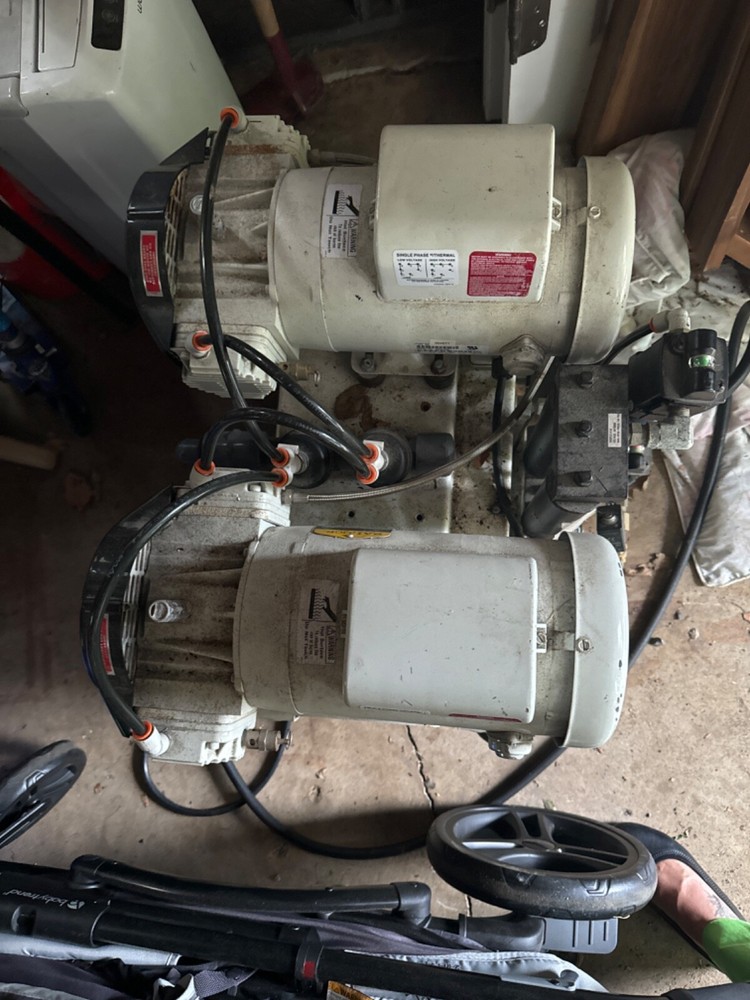 CustomAir by Ramvac Dental C1 Control Air Compressor System -1 Working Cylindar