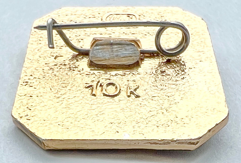 USSR SOVIET PIN BADGE. LENIN
