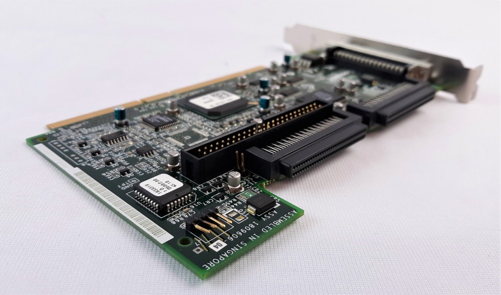 Adaptec 1809606-04 SCSI Card
