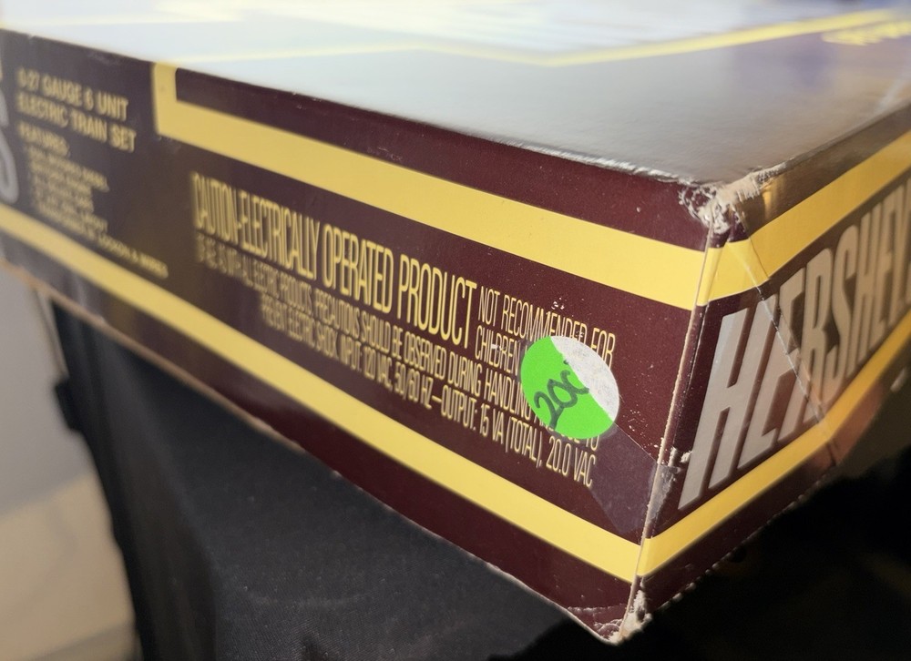 The Hershey’s 0-27 Gauge Train Set 6 Unit Electric Train Set