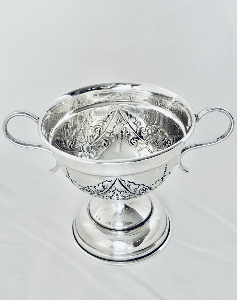 Solid Sterling Silver Twin Handled Cup London Fully Hallmarked 1932