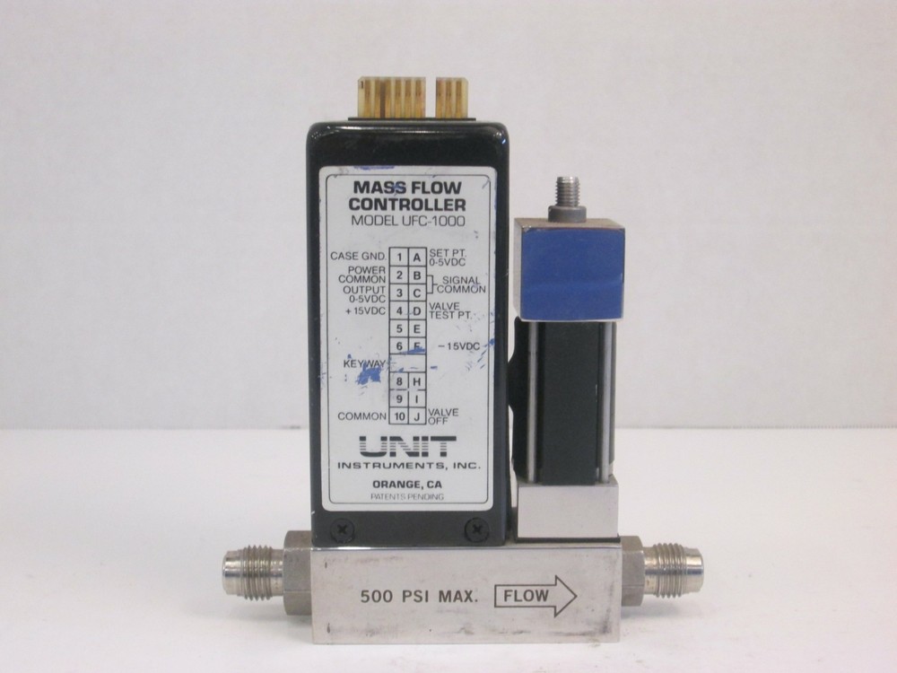 Unit UFC-1000, MFC, Mass Flow Controller, CCL4, 100 SCCM, Used