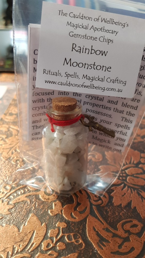 Crystal Chips - Rainbow Moonstone