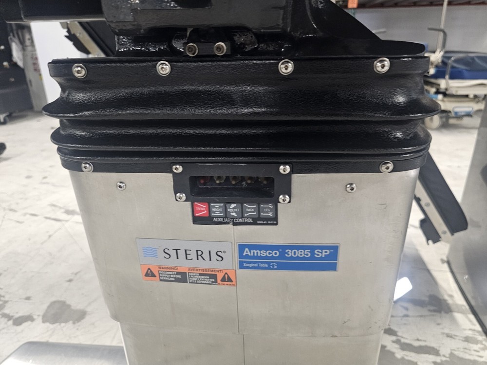 Steris AMSCO 3085 SP Surgical Table with Hand Control Complete