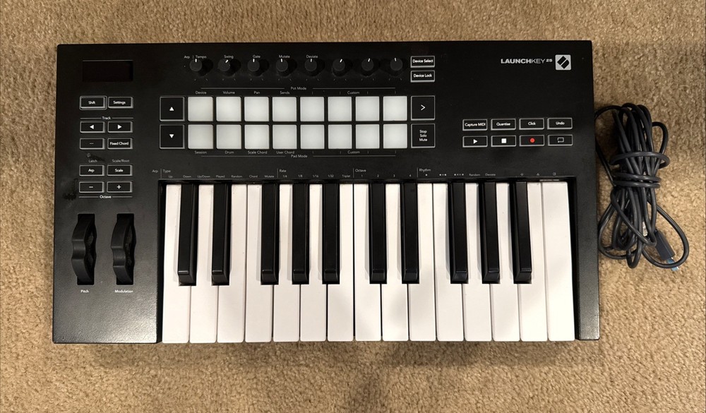 Novation Launchkey 25 With Power Cable - Used