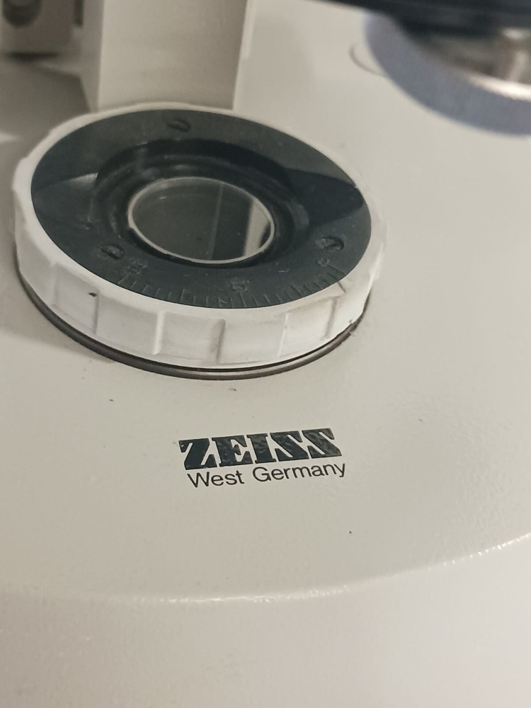 ZEISS Binocular Microscope w/ 4 Objectives & 2 Eyepieces