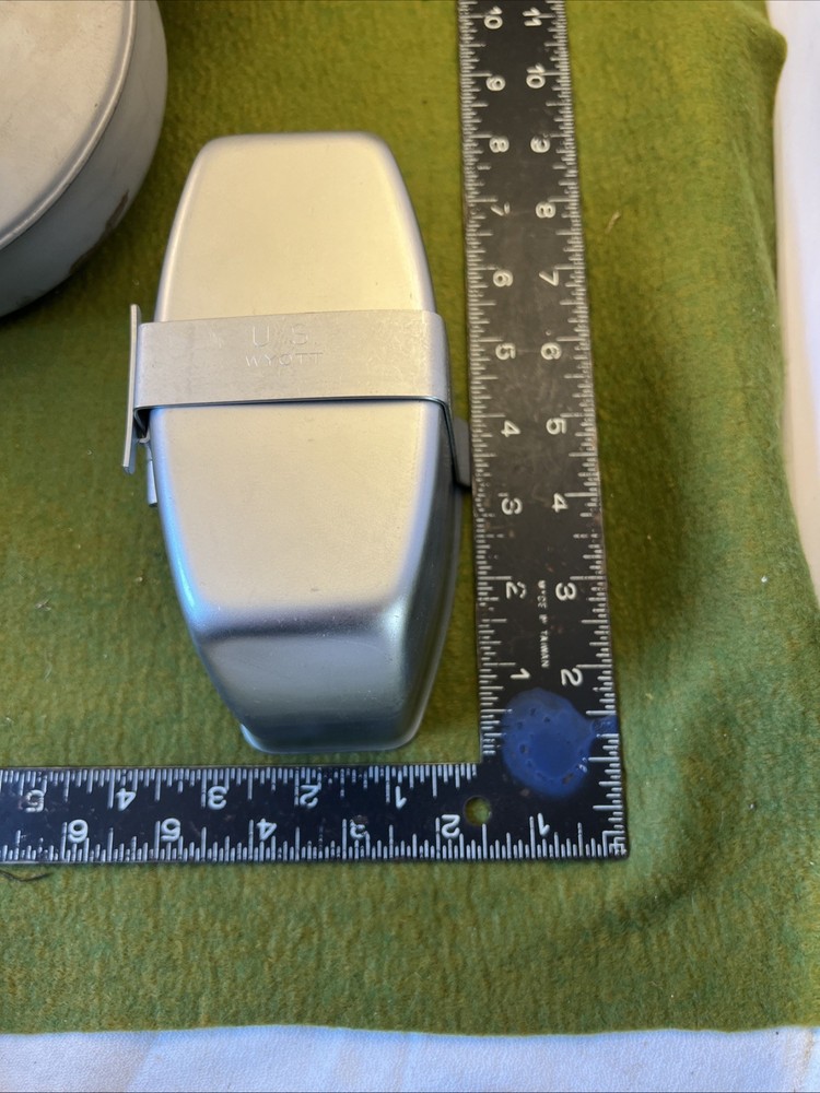US Army Arctic canteen