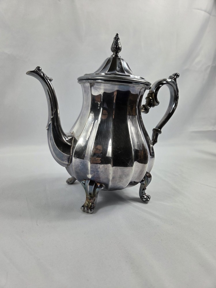 WM ROGERS Vintage Silverplate 1002 Tea Or Coffee Server