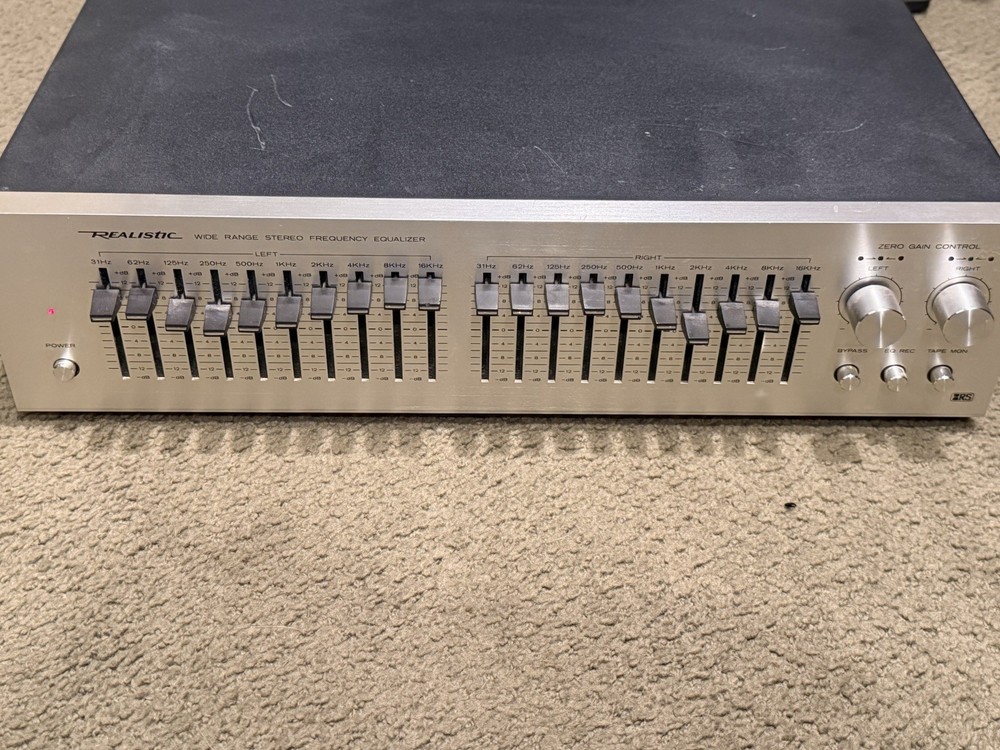 Realistic 31-2000A Analog Stereo Frequency Equalizer, Zero Gain Control, RCA