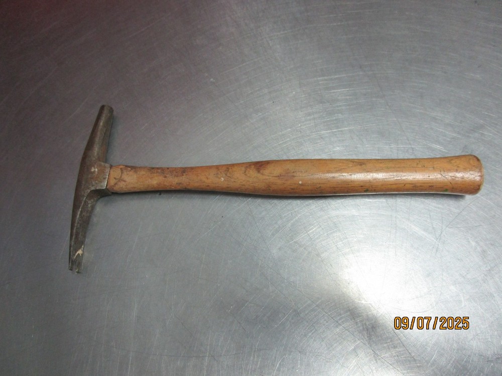 Vintage Keen Kutter Tac Hammer
