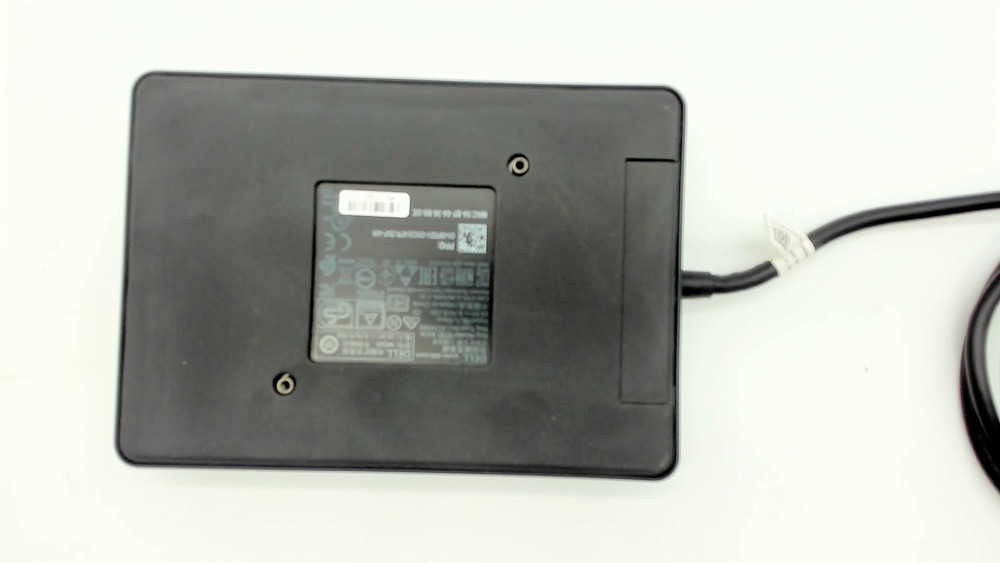Dell Docking Station WD15 *MISSING CABLES* PC1736710