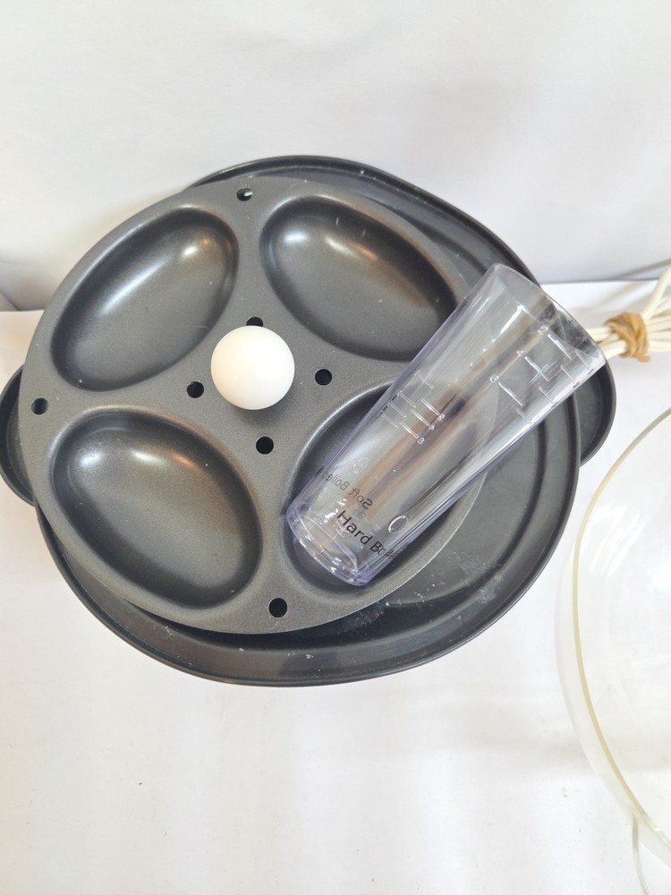 West Bend Electric Automatic Egg Cooker 86628- Excellent And Clean!