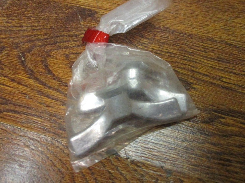 NOS SUGINO WHEEL AXLE WING NUTS - SILVER