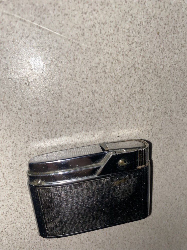 vintage ronson Bently Cigarettes lighter