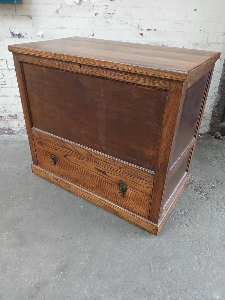 Oak Blanket Box Oak Bedding Box on casters