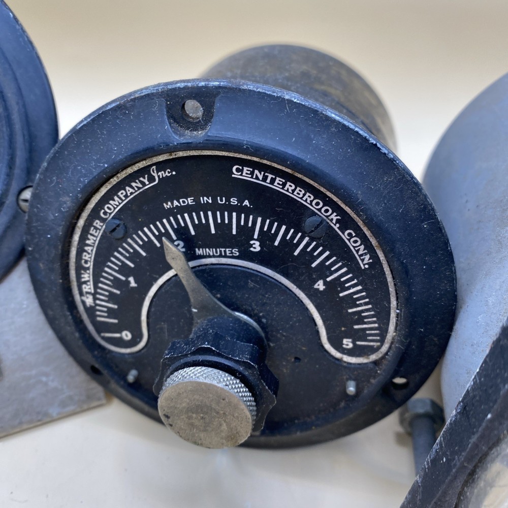 vintage electric gauge set