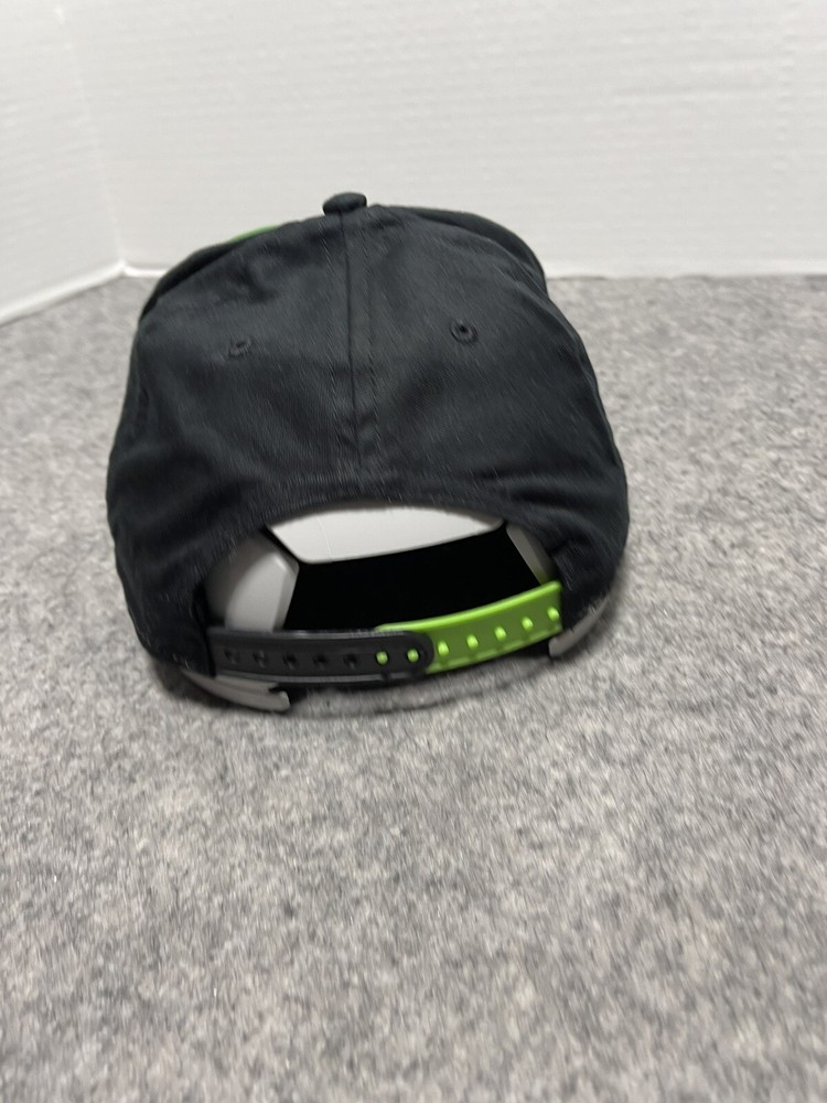 MINECRAFT Game Block Pixel Build Official BLACK Green Snapback CLEANED Hat Cap
