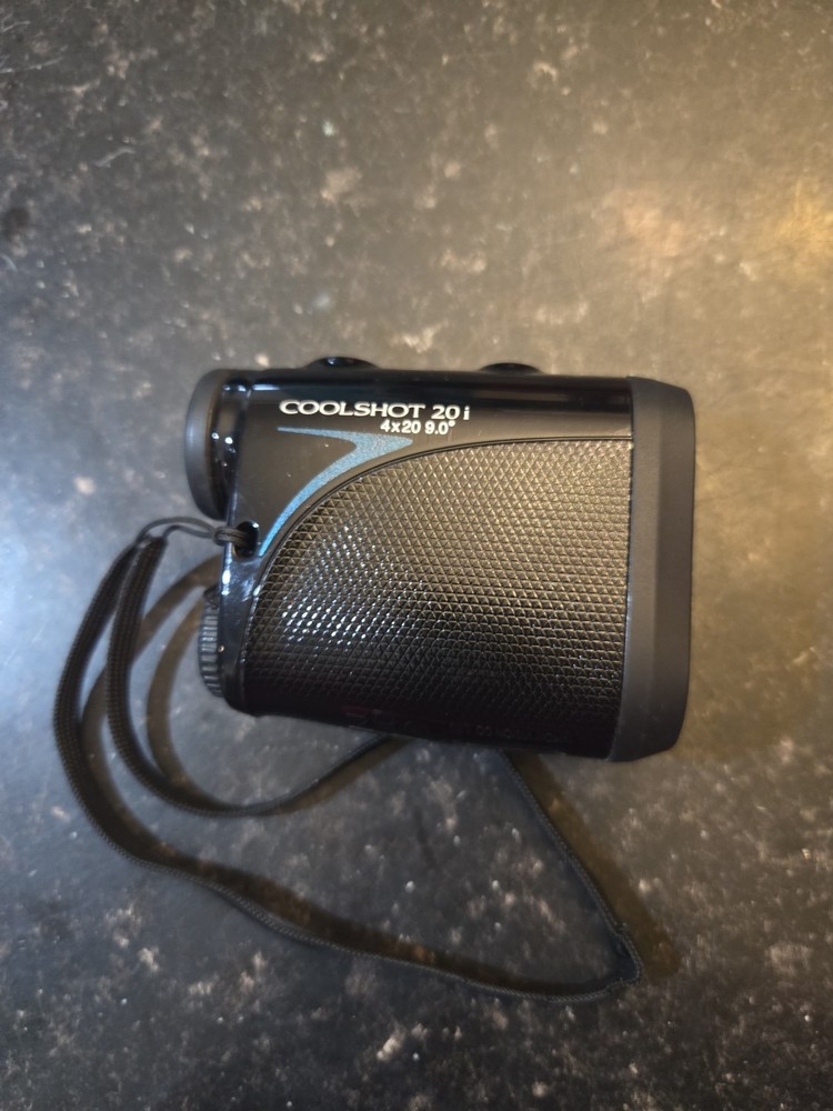Nikon Coolshot 20i Range Finder  W/case