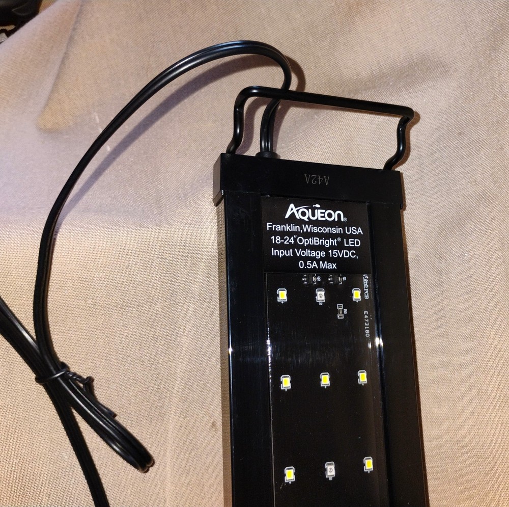 Aqueon Optibright LED Light 18-24" White/Red, Blue Modes