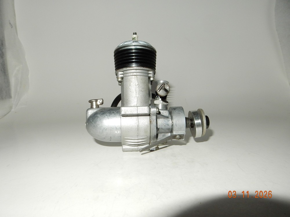 Excellent - FORSTER 29R SPARK IGNITION MODEL AIRPLANE ENGINE NIB