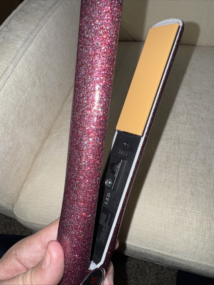 Chi Ceramic Flat Iron Glitter pink Works Great! Excellent Used Condition