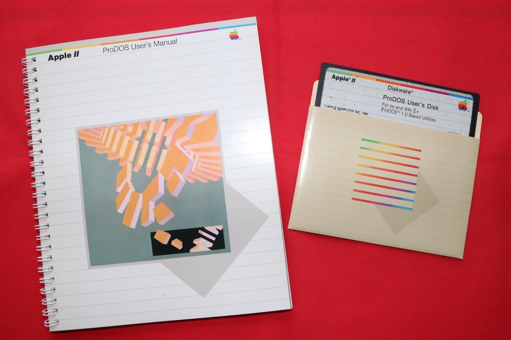 APPLE COMPUTER PRODOS USER’S MANUAL PLUS PRODOS USER’S DISKETTE