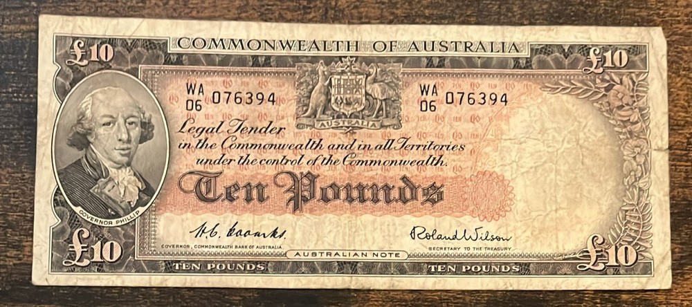 Australia Ref W009 : 10 Pounds Banknote