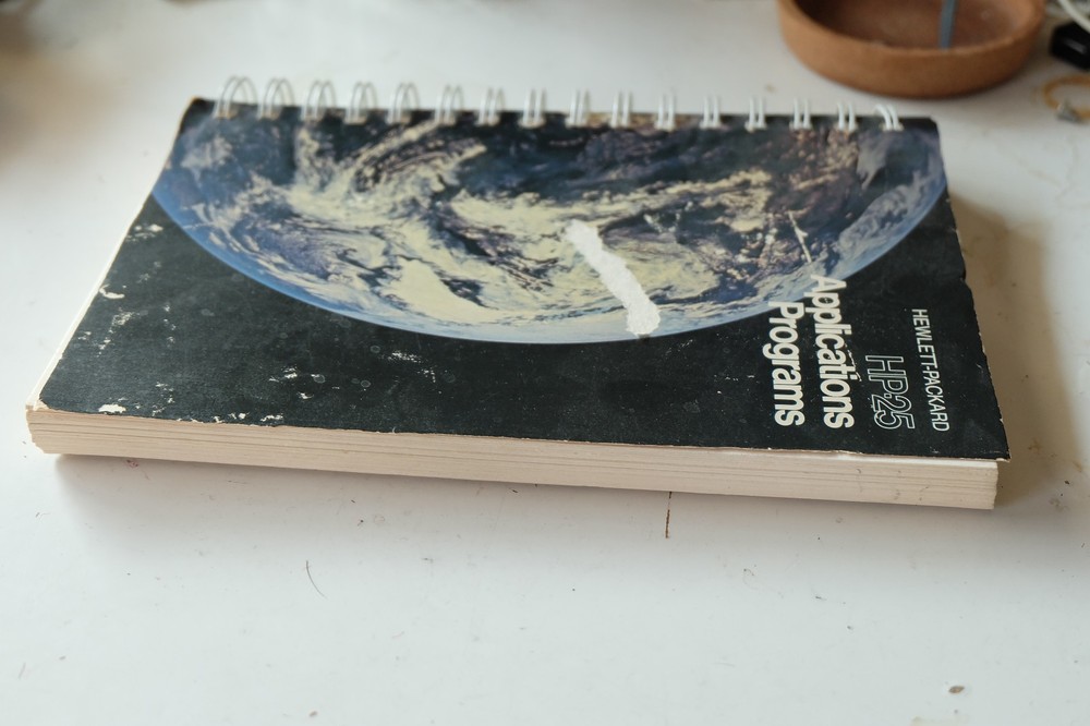 Hewlett-Packard Applications Programs manual for HP-25 calculator