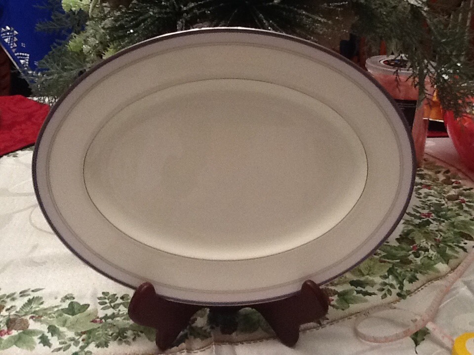 Noritake, Crowne Platinum, Oval Platter 12", New, Disc