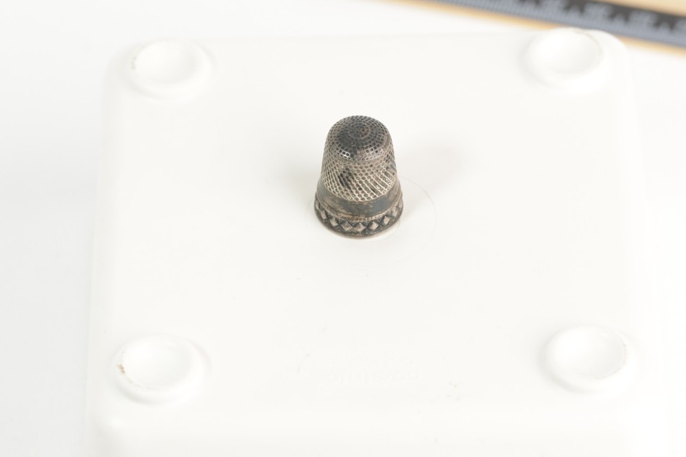 Antique Sterling Silver  Thimble Signed diamond 4.06 grams