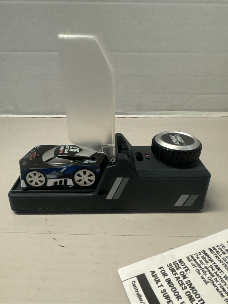 Air Hogs zero Gravity nano police 97